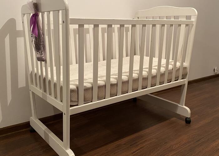 Grajewo ogłoszenia: Sprzedam łóżeczko firmy Bodzio meble z materacem.